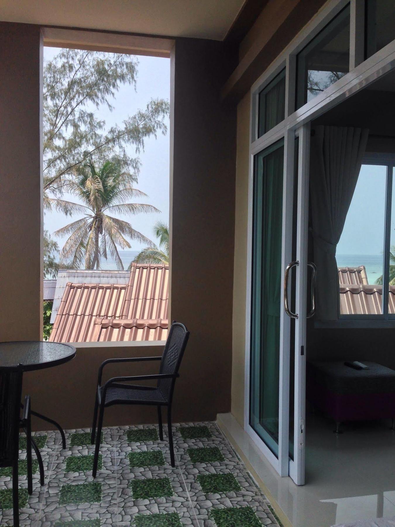 Hut Sun Bungalow Haad Son Exterior photo